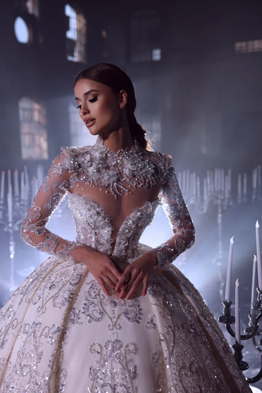 2024 ÖZEL GÜPÜR İŞLEMELİ GELİNLİK