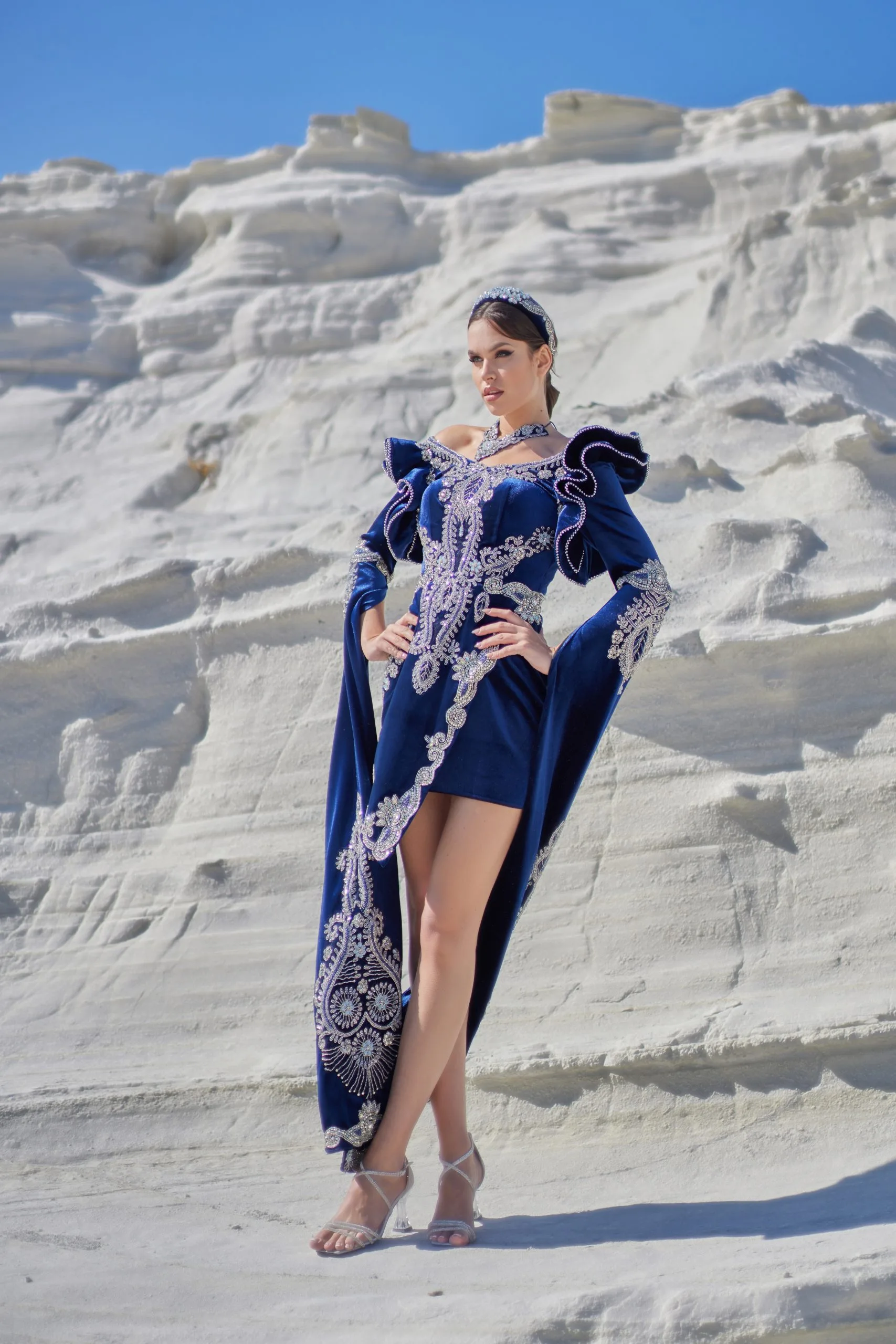 2025 TASARIM BİNDALLI